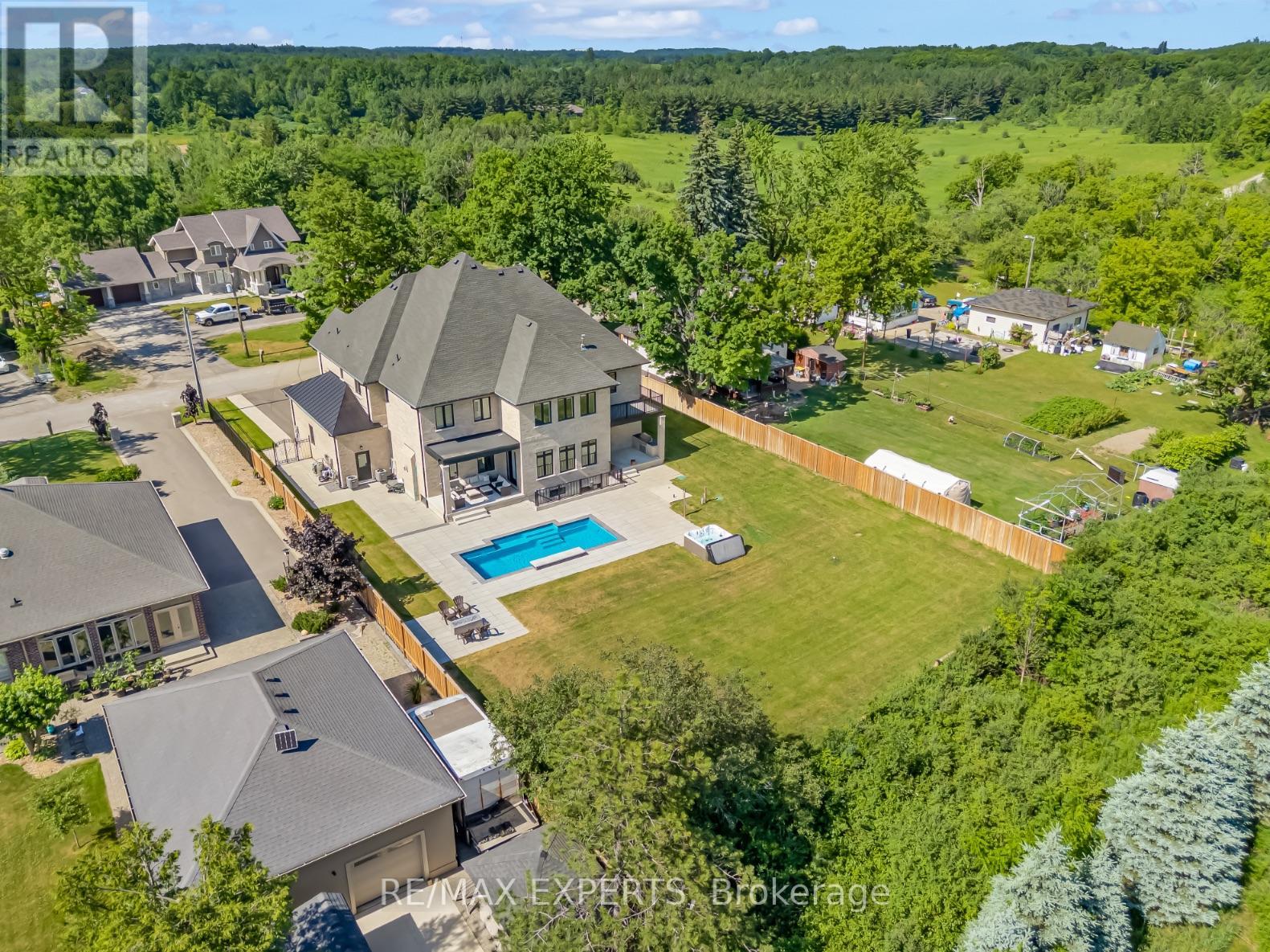 6131 Hillsdale Drive, Whitchurch-Stouffville, Ontario  L4A 3B7 - Photo 49 - N12423864