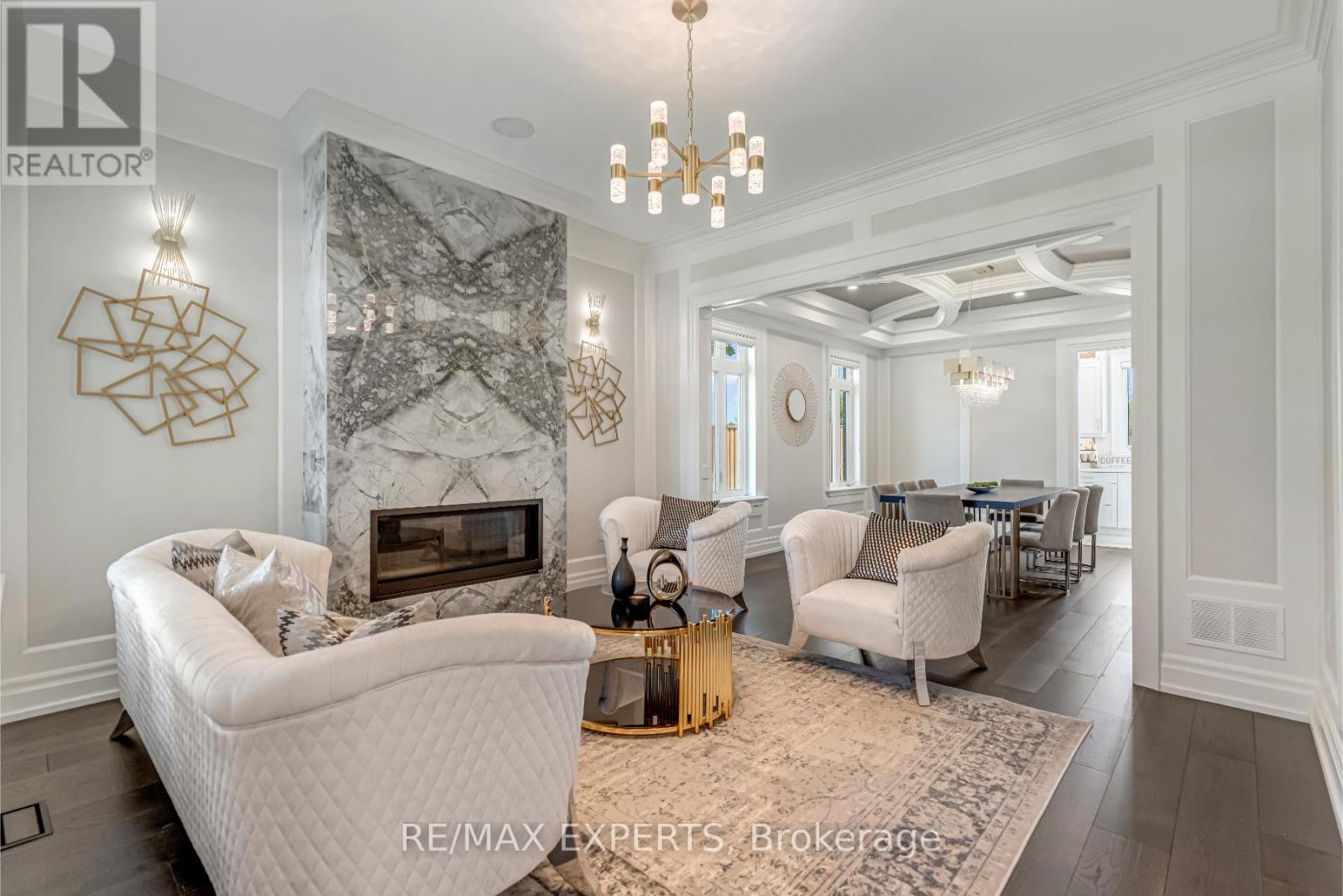 6131 Hillsdale Drive, Whitchurch-Stouffville, Ontario  L4A 3B7 - Photo 7 - N12423864