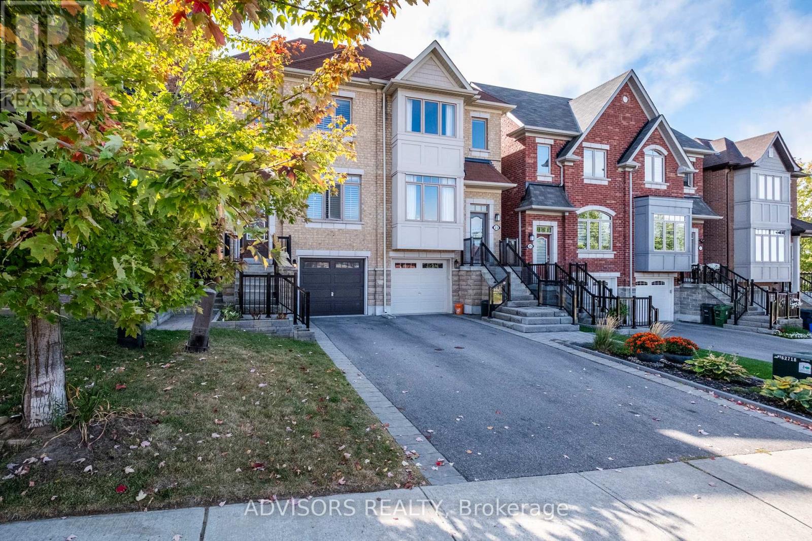 21 YPRES ROAD, Toronto, Ontario