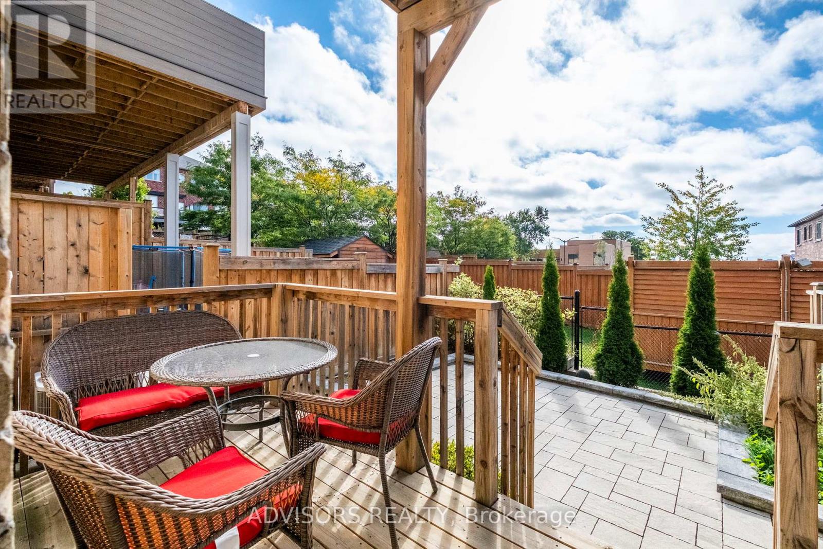 21 Ypres Road, Toronto (Keelesdale-Eglinton West), Ontario  M6M 1N9 - Photo 42 - W12380827