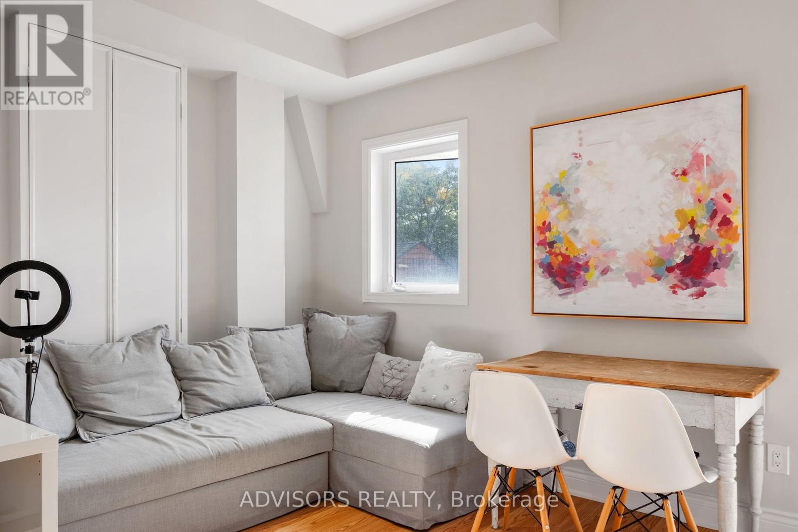 21 Ypres Road, Toronto (Keelesdale-Eglinton West), Ontario  M6M 1N9 - Photo 35 - W12380827