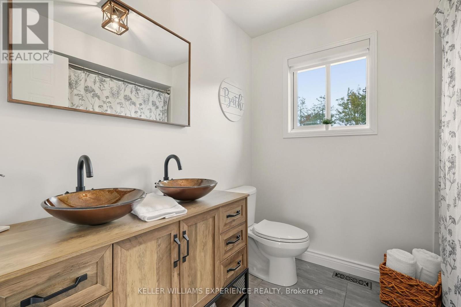 99 Highland Drive, Oro-Medonte, Ontario  L0L 2L0 - Photo 30 - S12423713