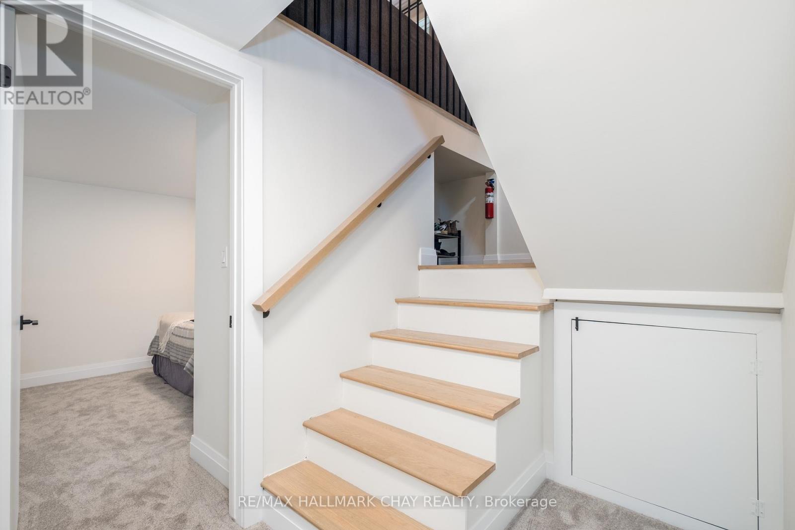 8 First Street, Orillia, Ontario  L3V 4A8 - Photo 14 - S12423785