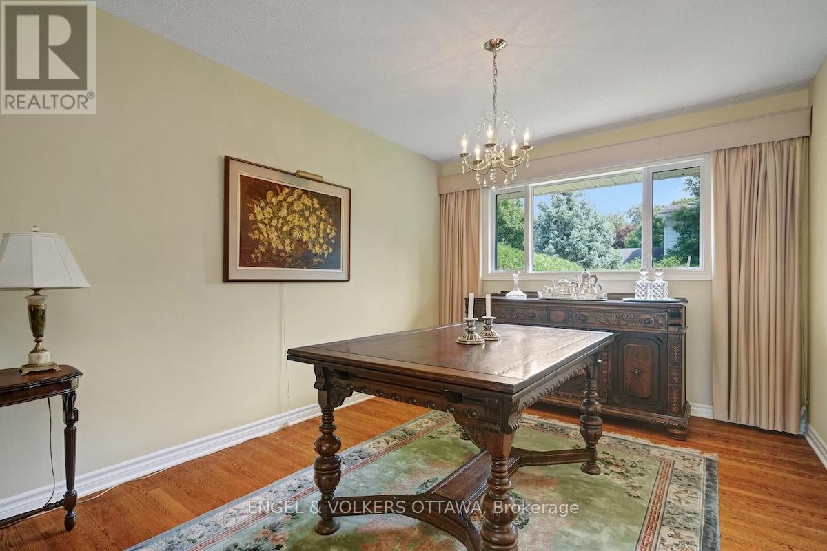 15 Dickson Street, Ottawa, Ontario  K2H 7H6 - Photo 12 - X12423891