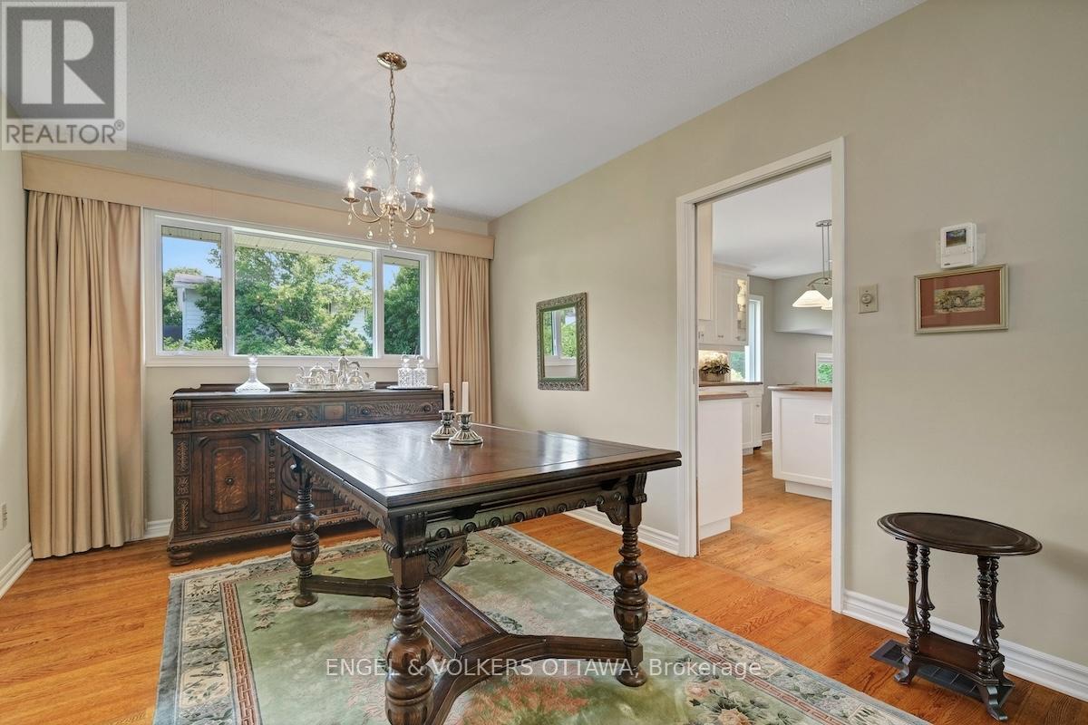 15 Dickson Street, Ottawa, Ontario  K2H 7H6 - Photo 13 - X12423891