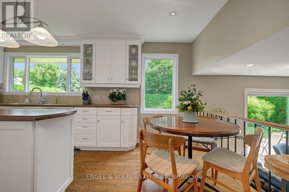 15 Dickson Street, Ottawa, Ontario  K2H 7H6 - Photo 20 - X12423891