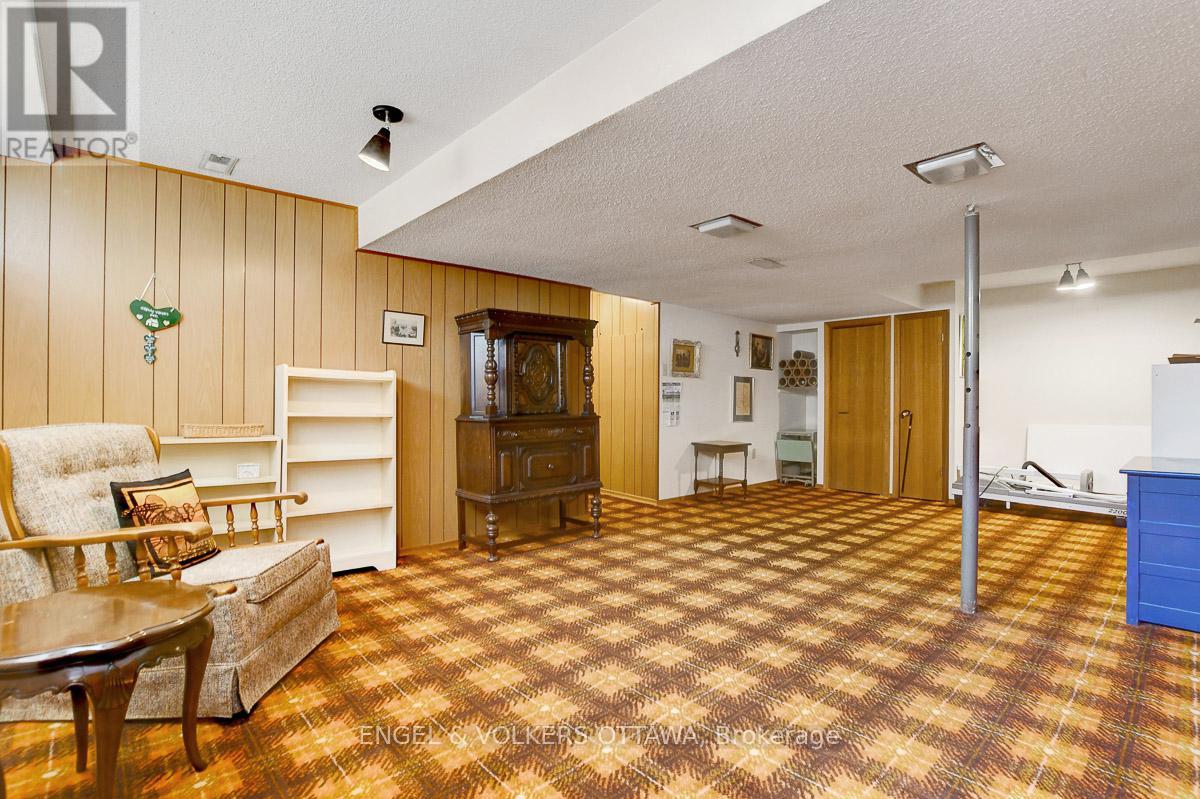 15 Dickson Street, Ottawa, Ontario  K2H 7H6 - Photo 41 - X12423891