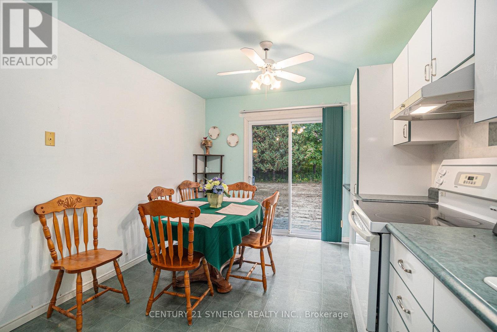 667 Poonamalie Side Rd. Road, Drummond/north Elmsley, Ontario  K7A 4S4 - Photo 6 - X12423905