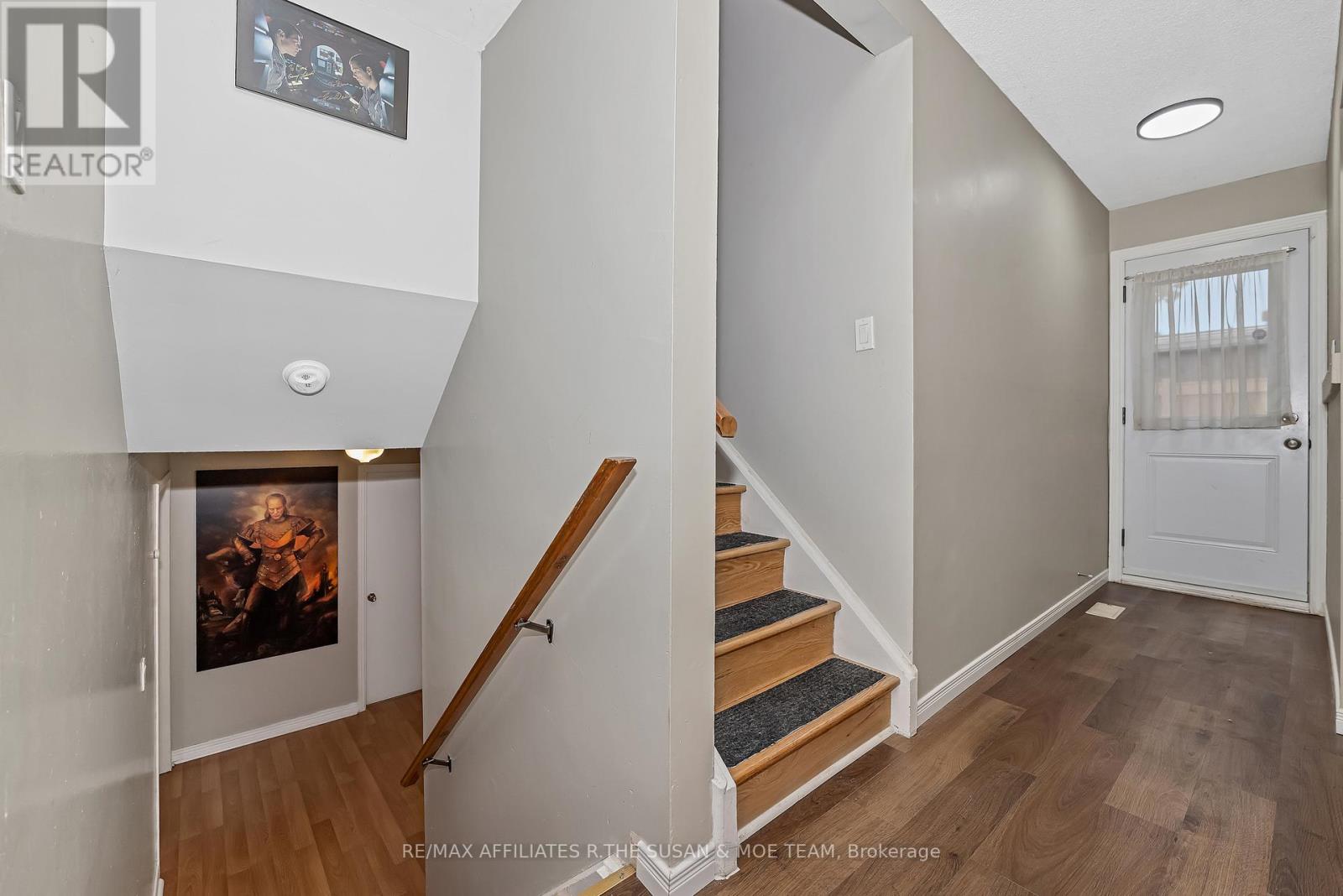 596 Dickinson Avenue, Ottawa, Ontario  K1V 7J4 - Photo 17 - X12423913
