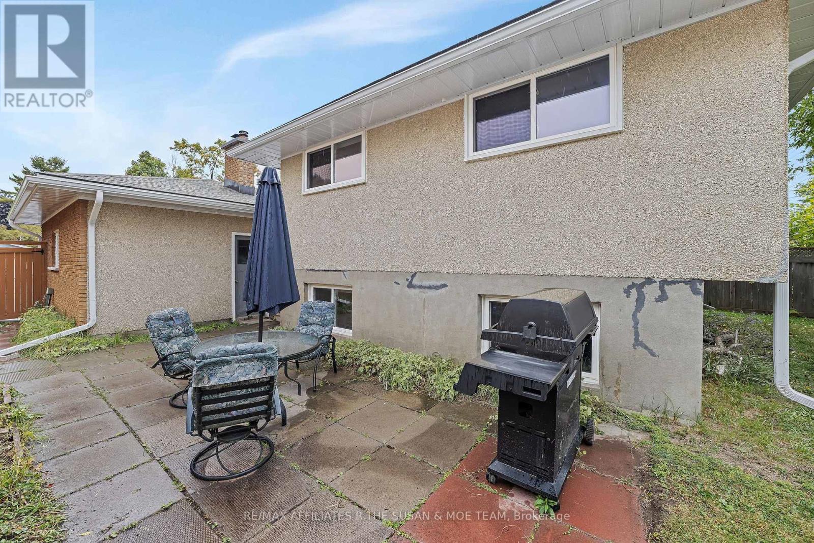 596 Dickinson Avenue, Ottawa, Ontario  K1V 7J4 - Photo 29 - X12423913
