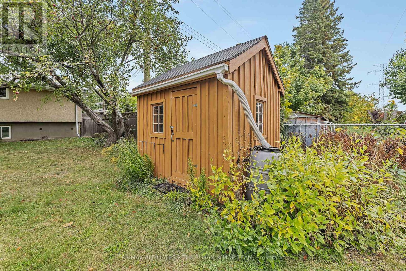 596 Dickinson Avenue, Ottawa, Ontario  K1V 7J4 - Photo 32 - X12423913