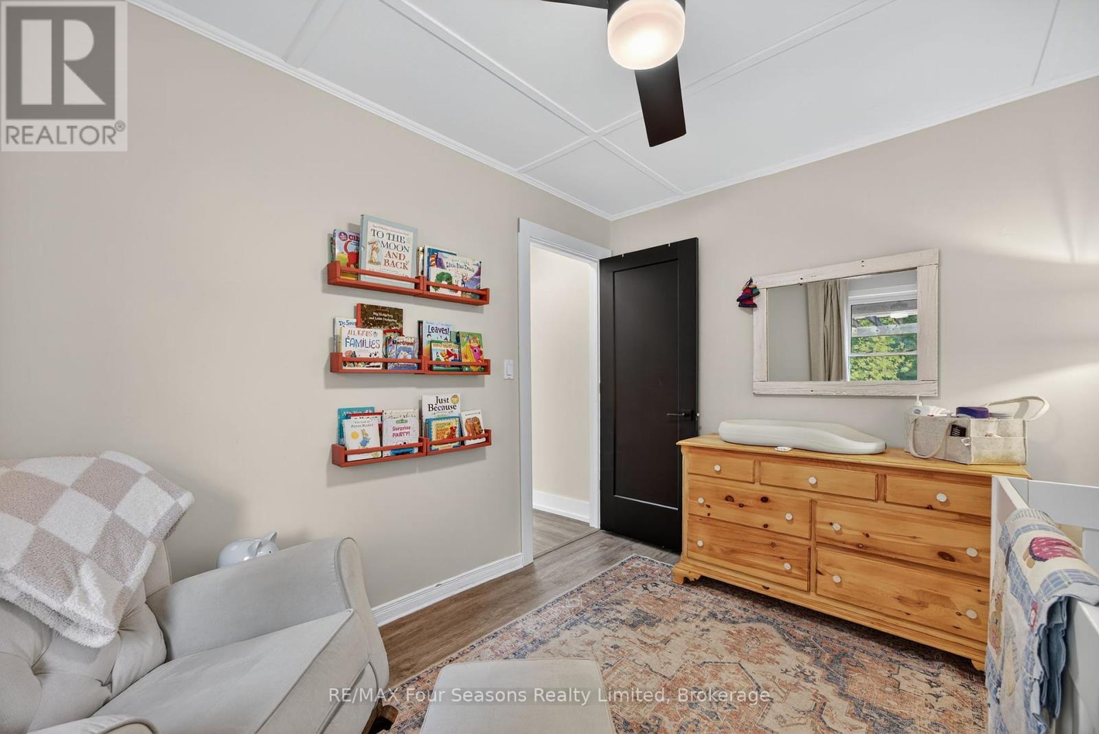 210 Brock Street, Clearview, Ontario  L0M 1S0 - Photo 17 - S12423901