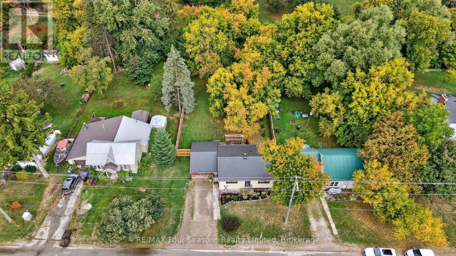 210 Brock Street, Clearview, Ontario  L0M 1S0 - Photo 34 - S12423901