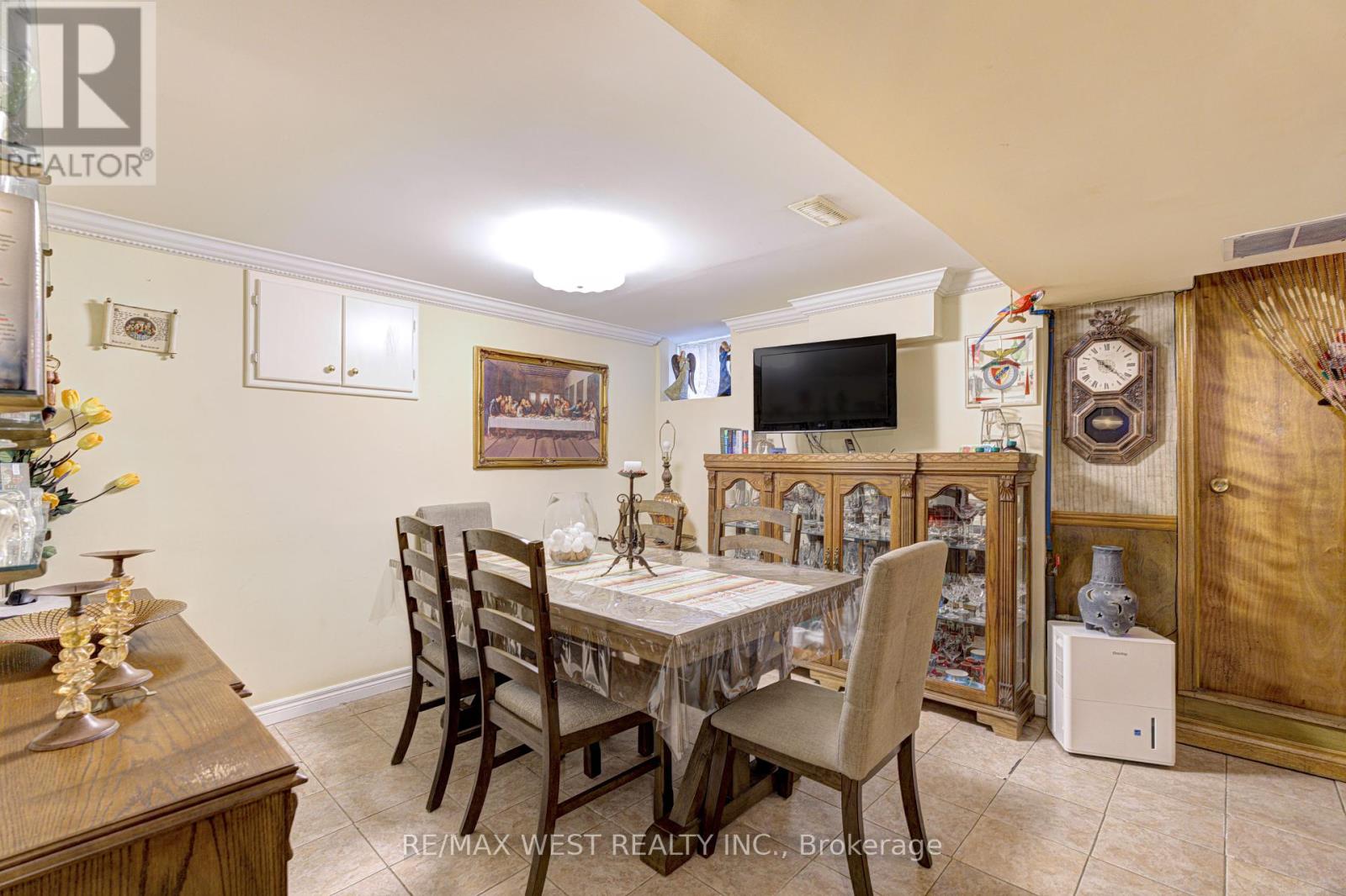 5 Archer Street, Toronto, Ontario  M6H 1J1 - Photo 31 - C12419109