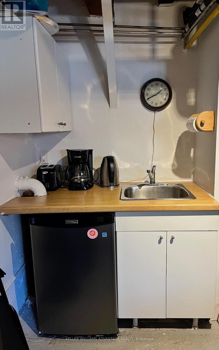 L02 - 77 Florence Street, Toronto (Little Portugal), Ontario  M6K 1P4 - Photo 6 - C12382214