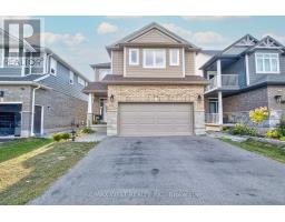 68 CHALLENGER AVENUE, North Dumfries, Ontario