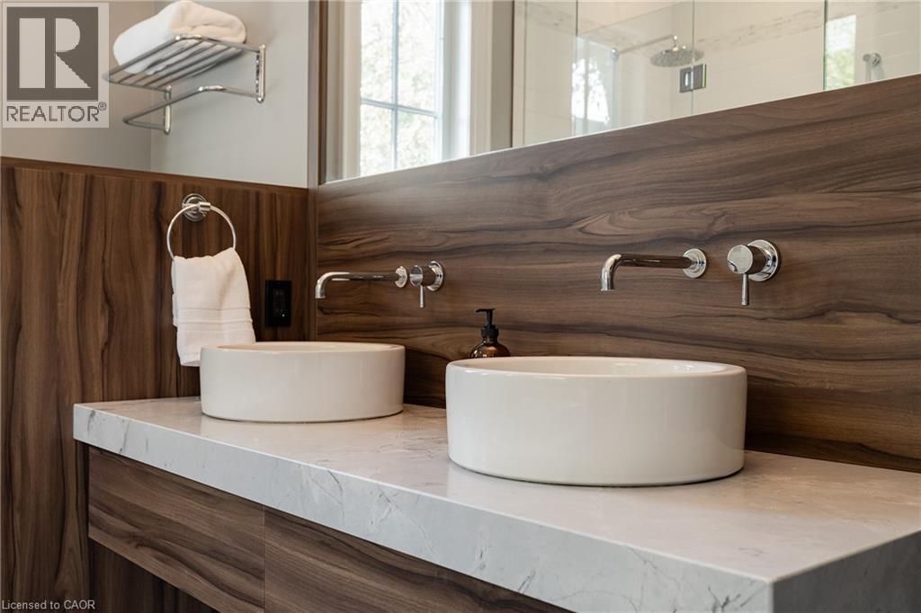 1324 Cambridge Drive, Oakville, Ontario  L6J 1S3 - Photo 17 - 40772959