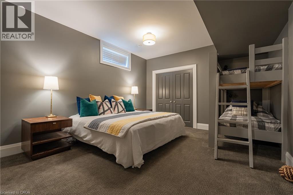 1324 Cambridge Drive, Oakville, Ontario  L6J 1S3 - Photo 34 - 40772959