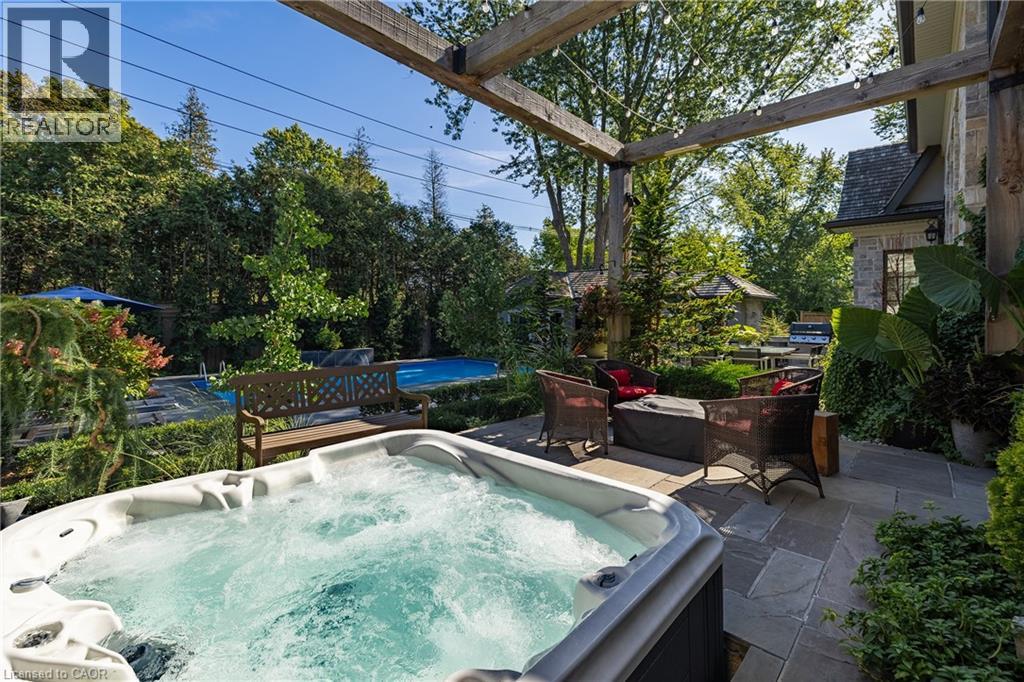 1324 Cambridge Drive, Oakville, Ontario  L6J 1S3 - Photo 43 - 40772959