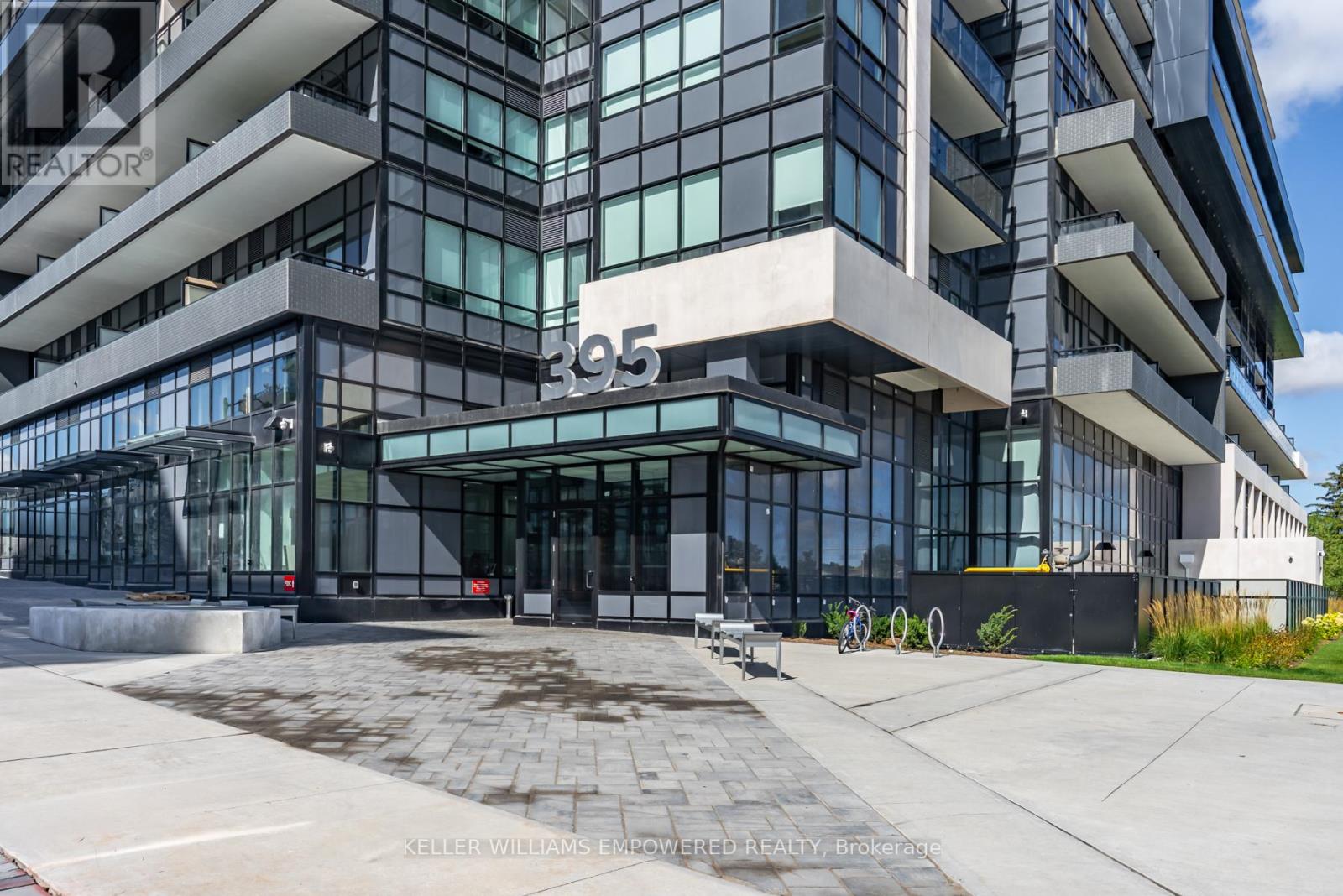 537 - 395 Dundas Street W, Oakville, Ontario  L6M 5R8 - Photo 35 - W12423740