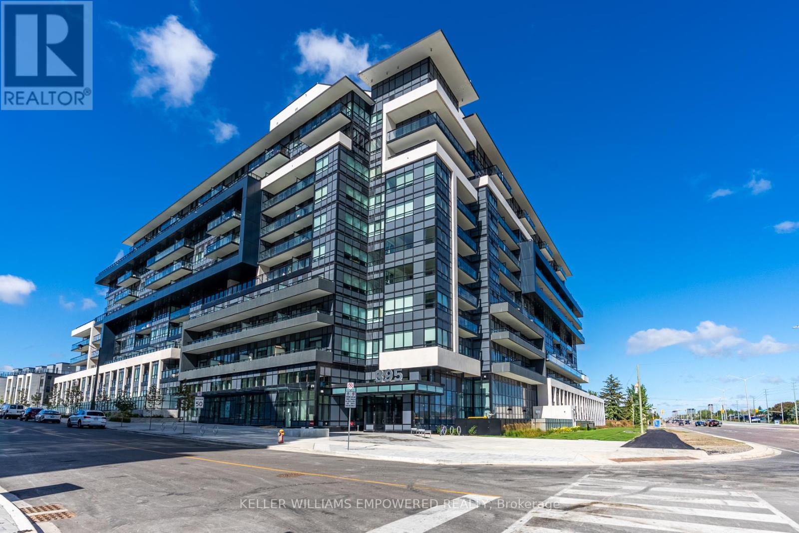 537 - 395 Dundas Street W, Oakville, Ontario  L6M 5R8 - Photo 37 - W12423740