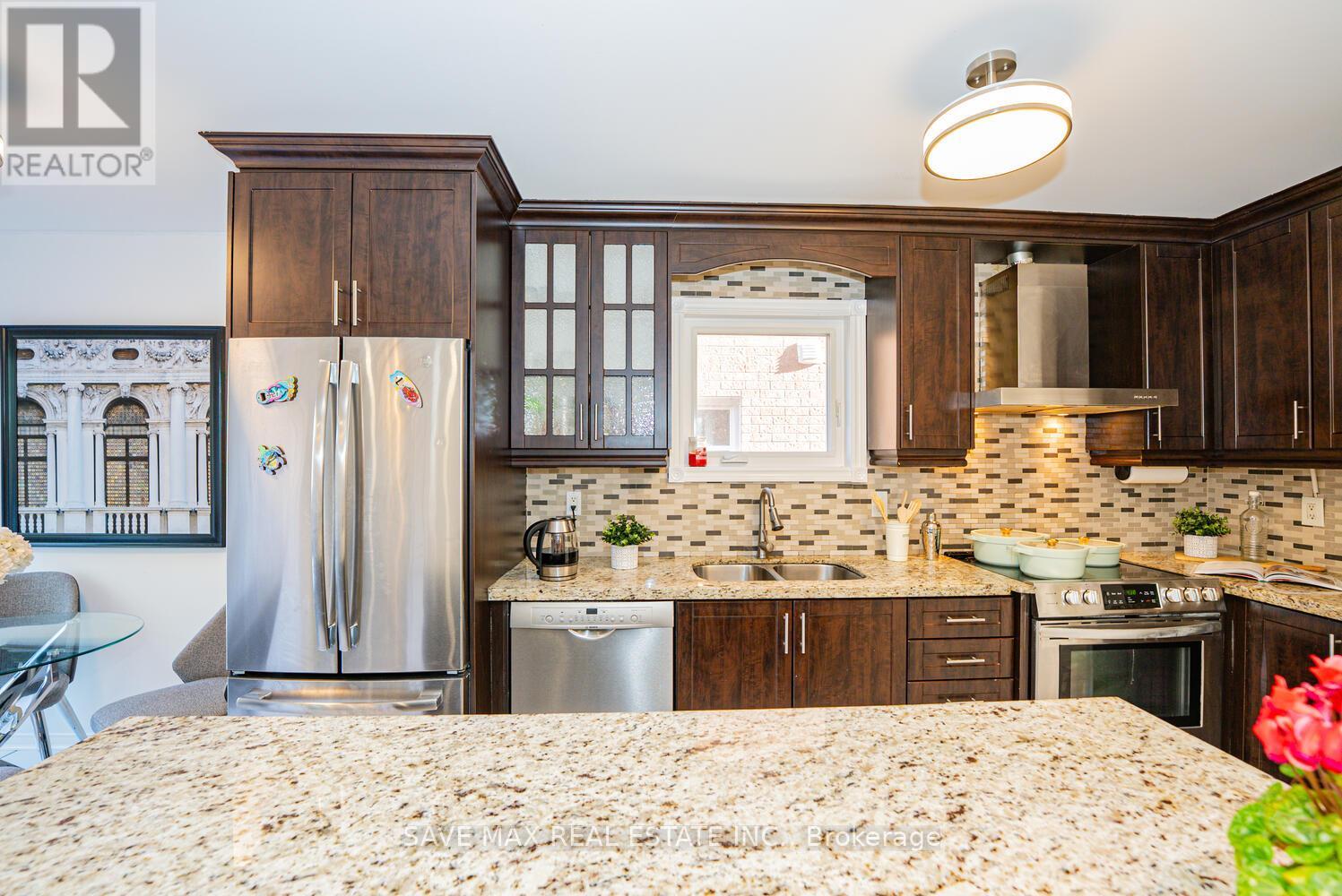 3645 Indigo Crescent, Mississauga, Ontario  L5N 7J1 - Photo 16 - W12423751