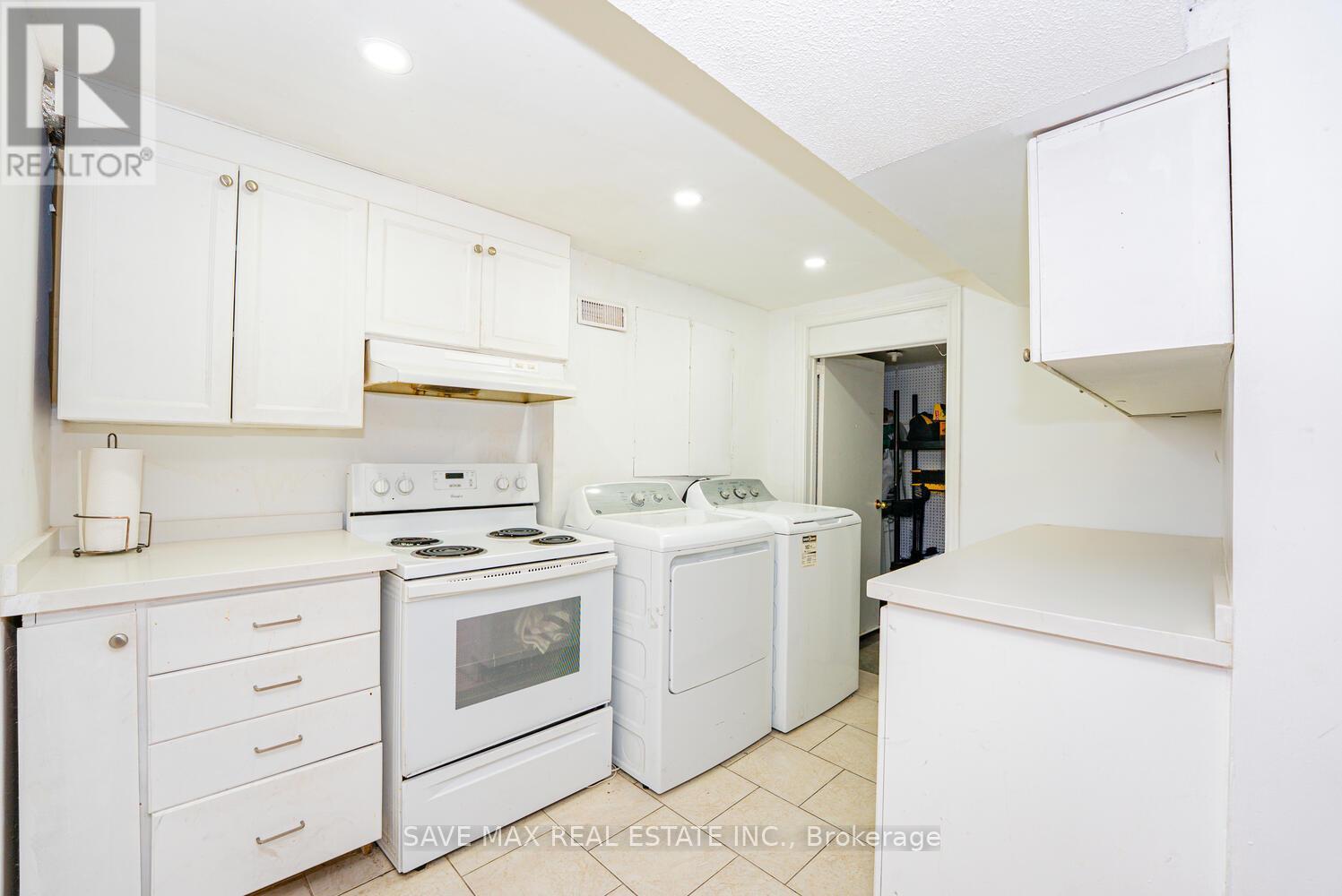 3645 Indigo Crescent, Mississauga, Ontario  L5N 7J1 - Photo 36 - W12423751