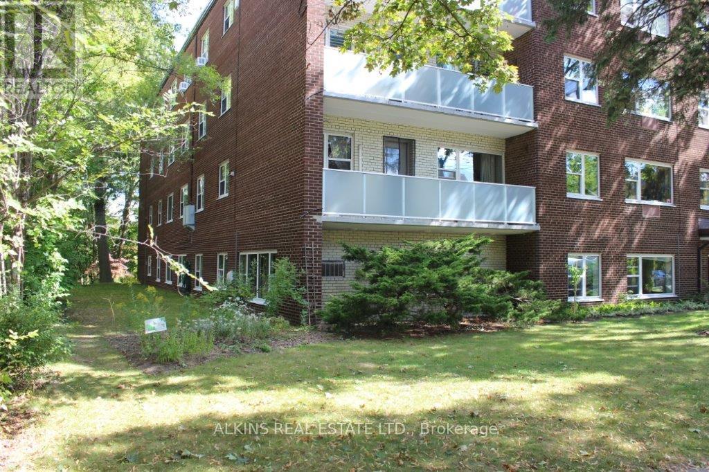 102 - 185 Stephen Drive, Toronto, Ontario  M8Y 3N5 - Photo 4 - W12423753