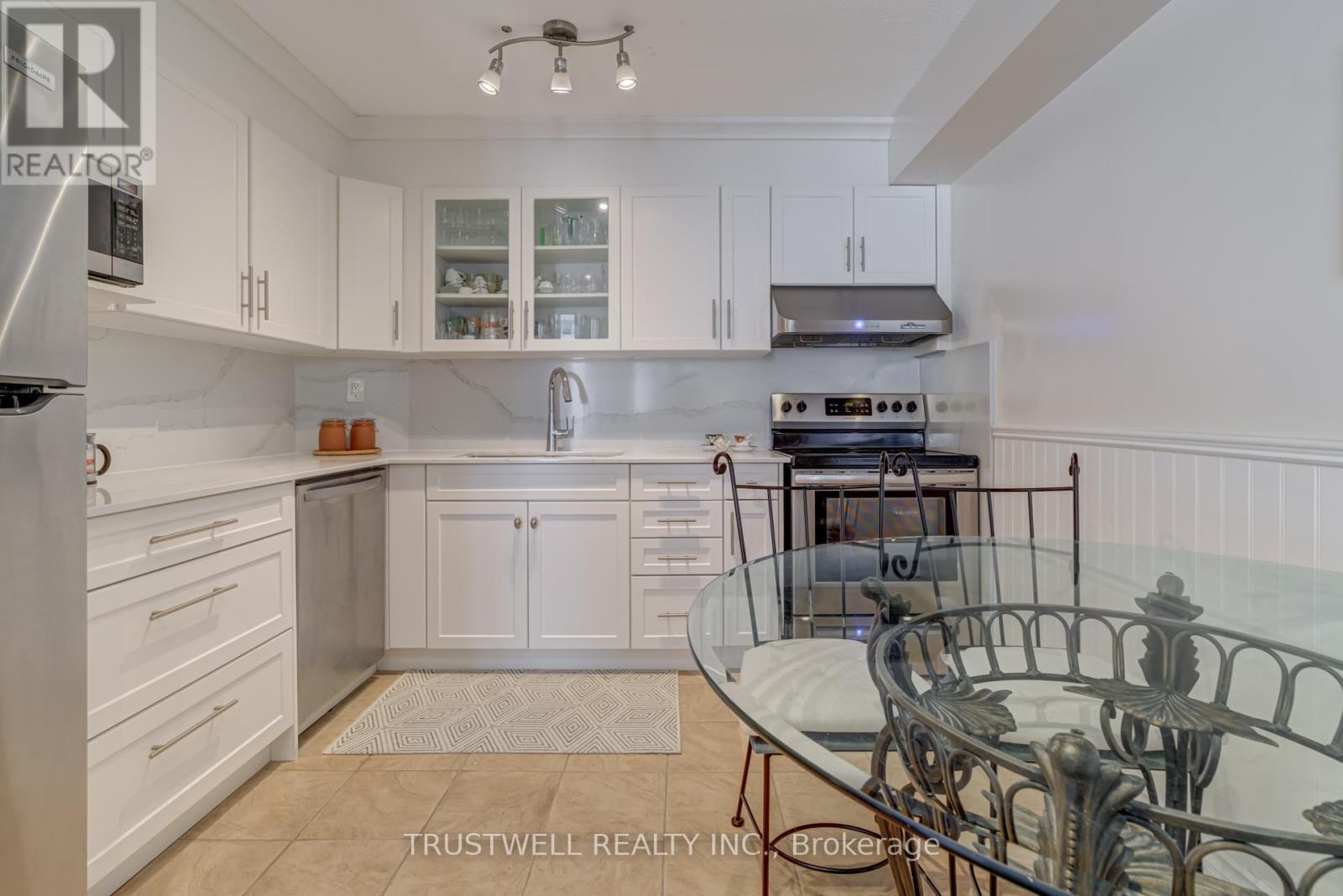 A39 - 300 Mill Road, Toronto (Markland Wood), Ontario  M9C 4W7 - Photo 12 - W12423755