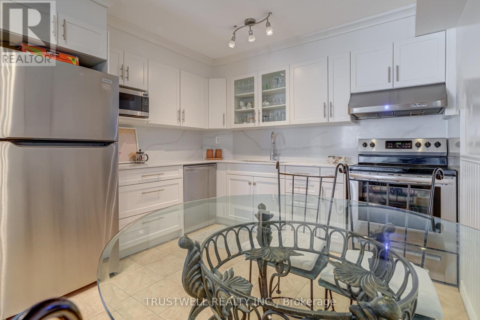 A39 - 300 Mill Road, Toronto (Markland Wood), Ontario  M9C 4W7 - Photo 13 - W12423755