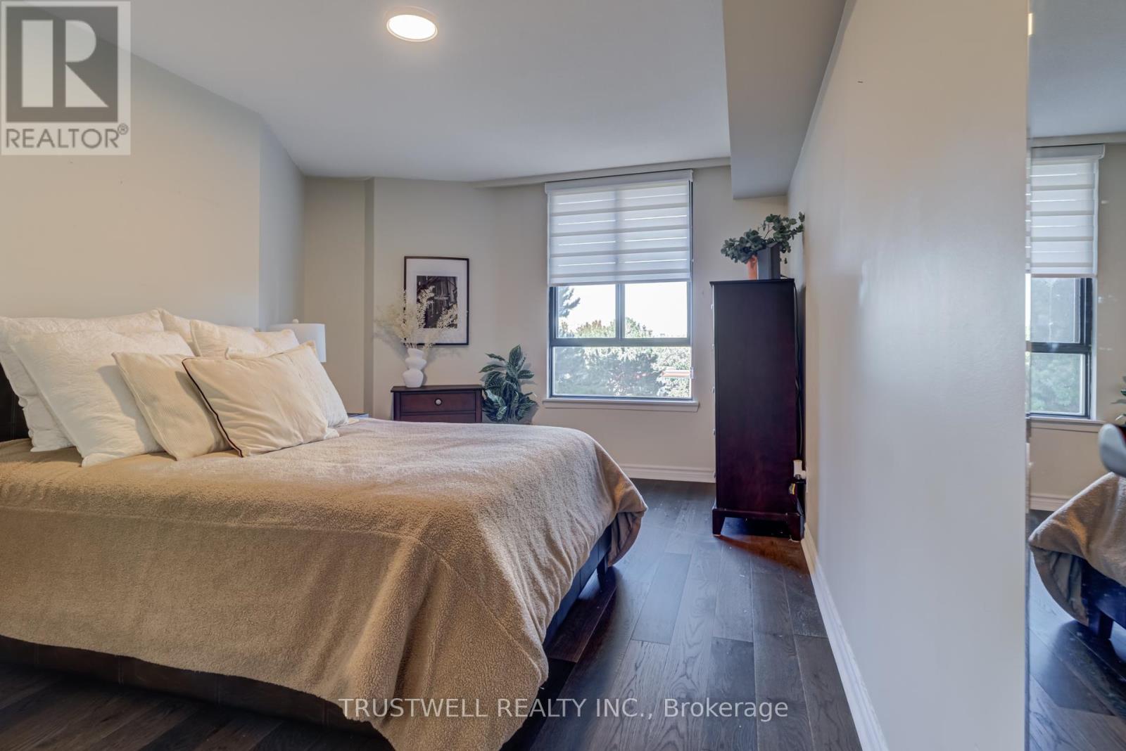 A39 - 300 Mill Road, Toronto (Markland Wood), Ontario  M9C 4W7 - Photo 19 - W12423755