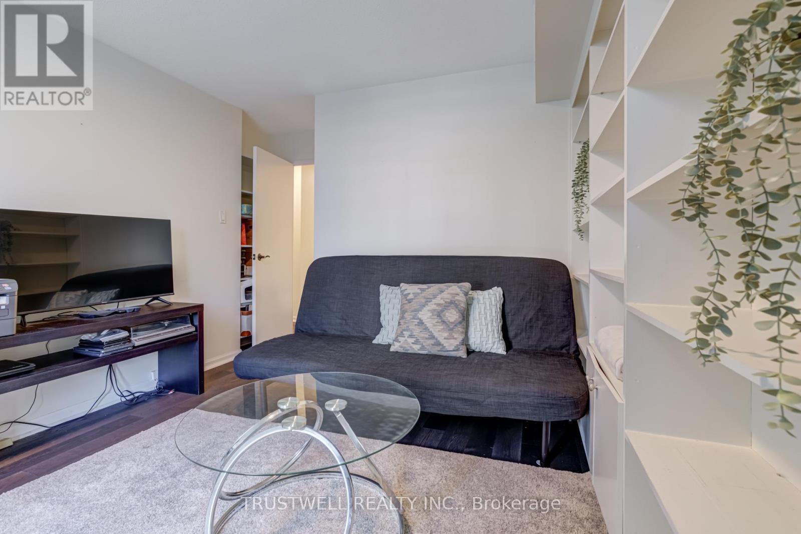 A39 - 300 Mill Road, Toronto (Markland Wood), Ontario  M9C 4W7 - Photo 23 - W12423755