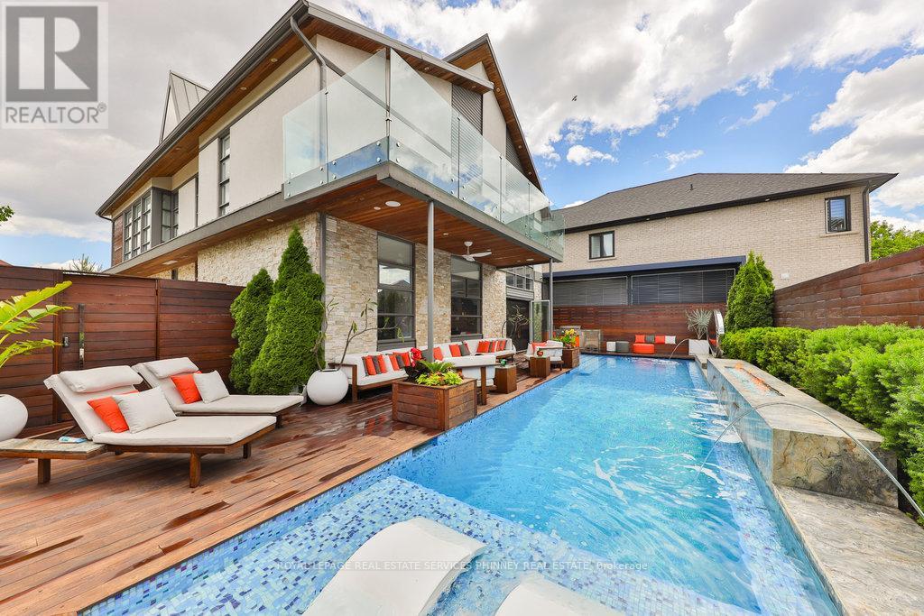 622 Kozel Court, Mississauga (Rathwood), Ontario  L4Z 4E4 - Photo 3 - W12423765