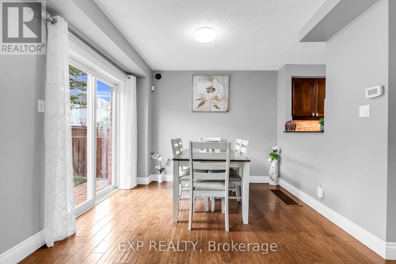 73 Viceroy Crescent, Brampton, Ontario  L7A 1V4 - Photo 14 - W12423808