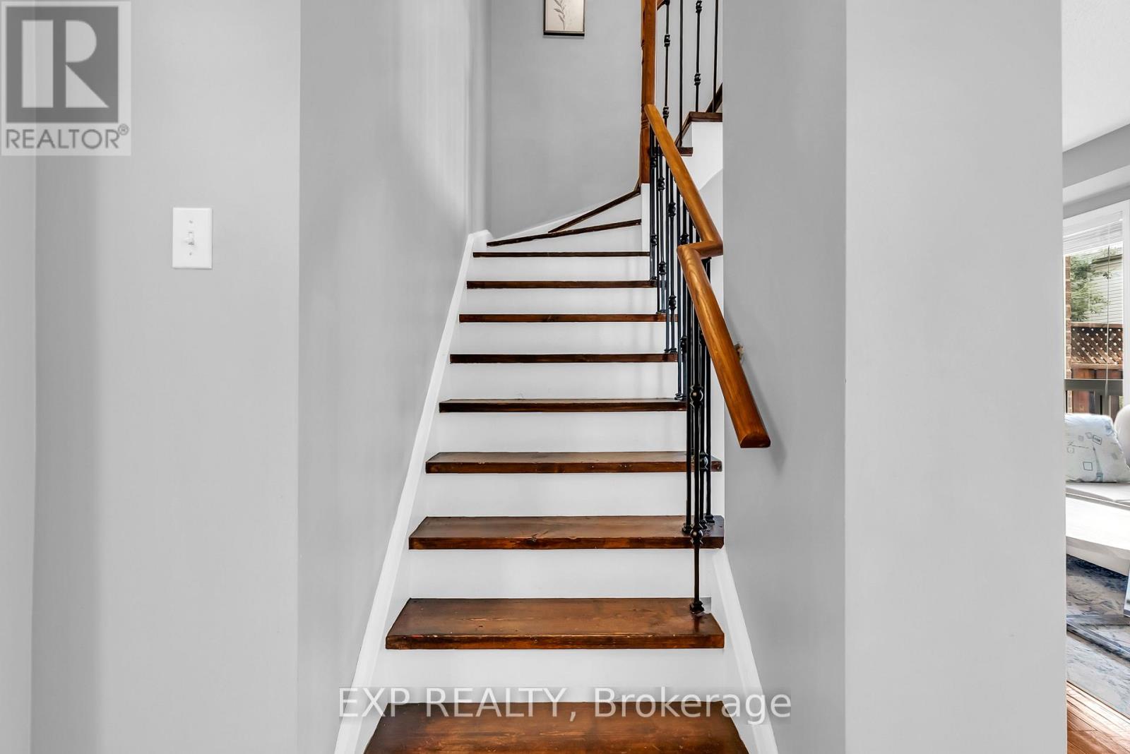 73 Viceroy Crescent, Brampton, Ontario  L7A 1V4 - Photo 20 - W12423808
