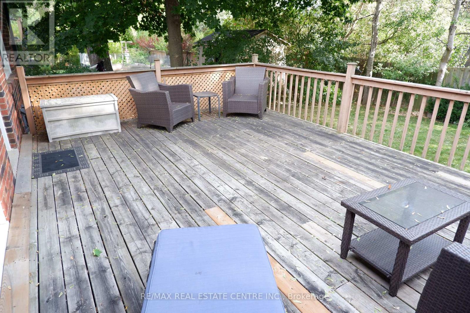 12 Shelley Street, Halton Hills, Ontario  L7G 3W9 - Photo 6 - W12423826