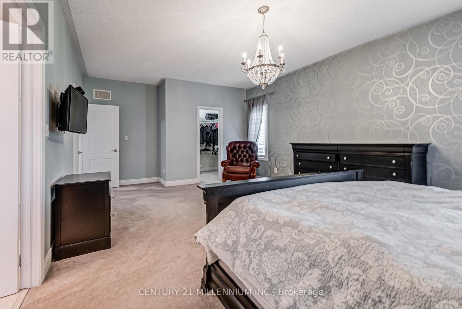 29 Eiffel Boulevard, Brampton, Ontario  L6P 1W3 - Photo 32 - W12423831