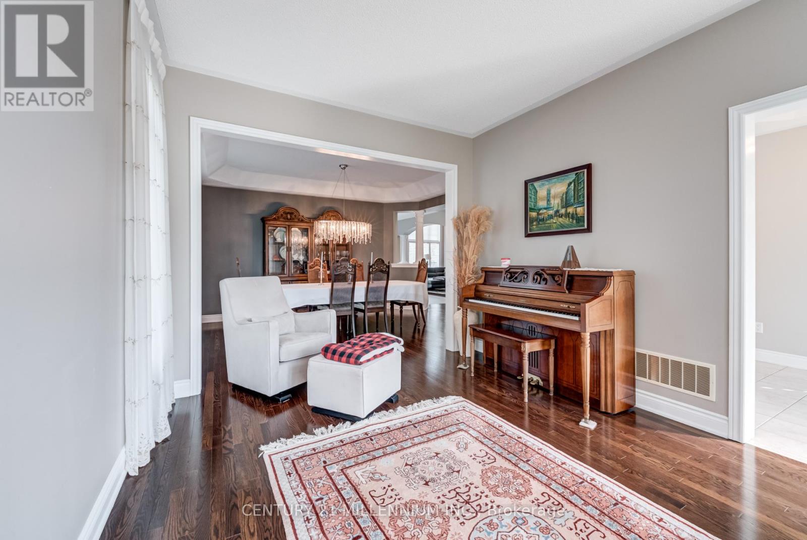 29 Eiffel Boulevard, Brampton, Ontario  L6P 1W3 - Photo 9 - W12423831
