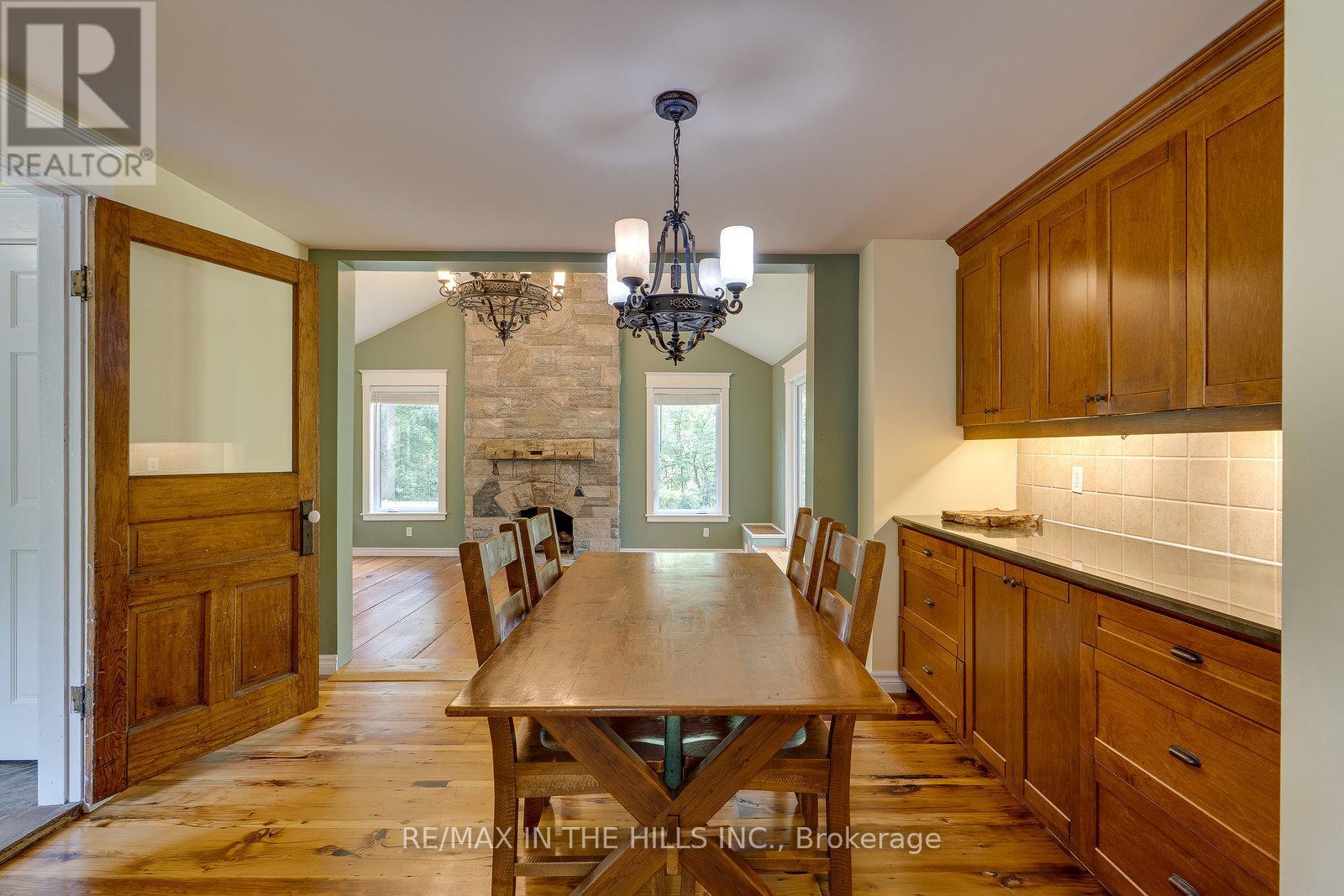 2651 Forks Of The Credit Road, Caledon, Ontario  L7K 2J8 - Photo 11 - W12423855