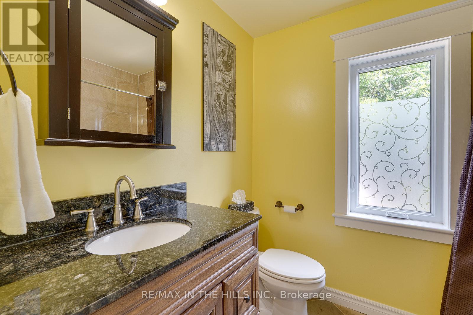 2651 Forks Of The Credit Road, Caledon, Ontario  L7K 2J8 - Photo 13 - W12423855