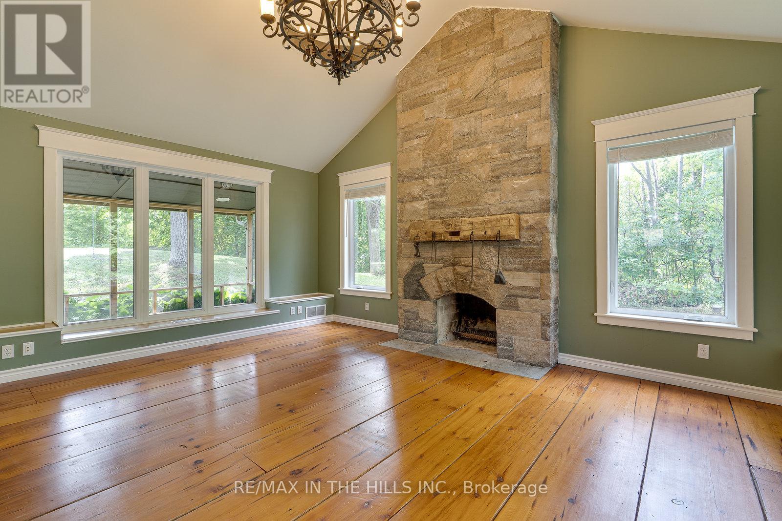 2651 Forks Of The Credit Road, Caledon, Ontario  L7K 2J8 - Photo 3 - W12423855