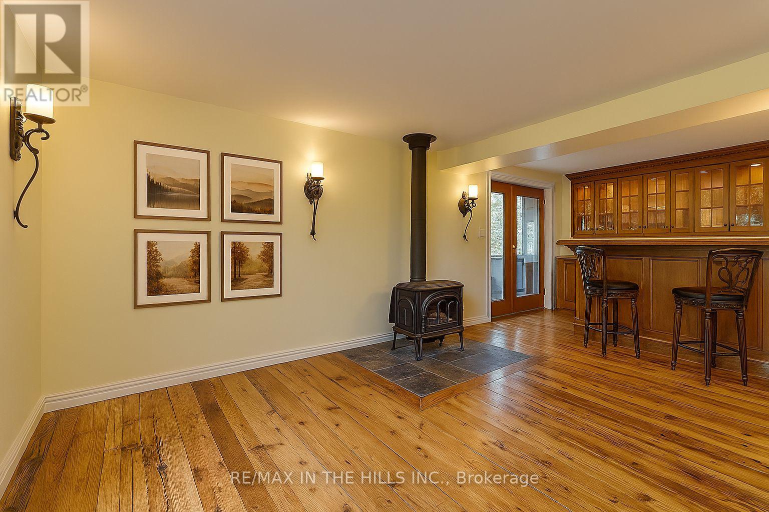 2651 Forks Of The Credit Road, Caledon, Ontario  L7K 2J8 - Photo 7 - W12423855
