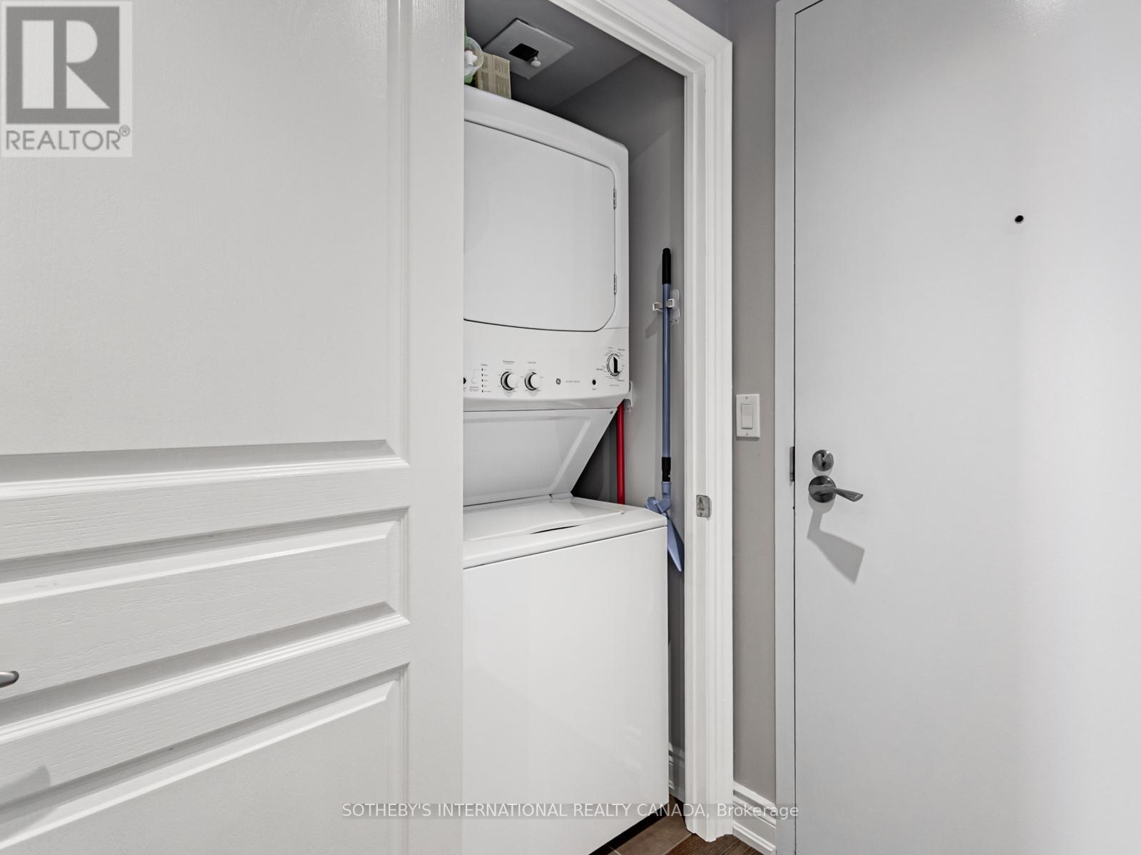 2007 - 15 Legion Road, Toronto, Ontario  M8V 0A9 - Photo 16 - W12423870