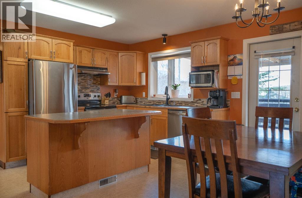 4928 52 Street, Clive, Alberta  T0C 0Y0 - Photo 11 - A2212078