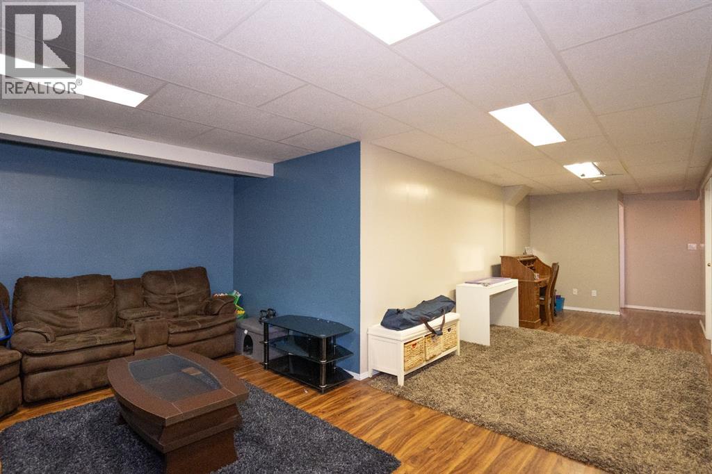 4928 52 Street, Clive, Alberta  T0C 0Y0 - Photo 32 - A2212078
