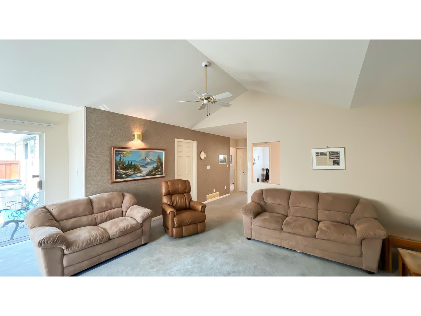 105 10172 141 Street, Surrey, British Columbia  V3T 4P6 - Photo 6 - R3050930
