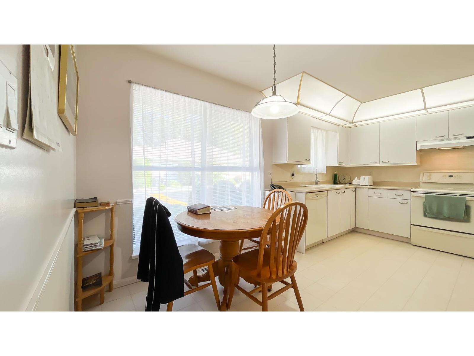 105 10172 141 Street, Surrey, British Columbia  V3T 4P6 - Photo 15 - R3050930