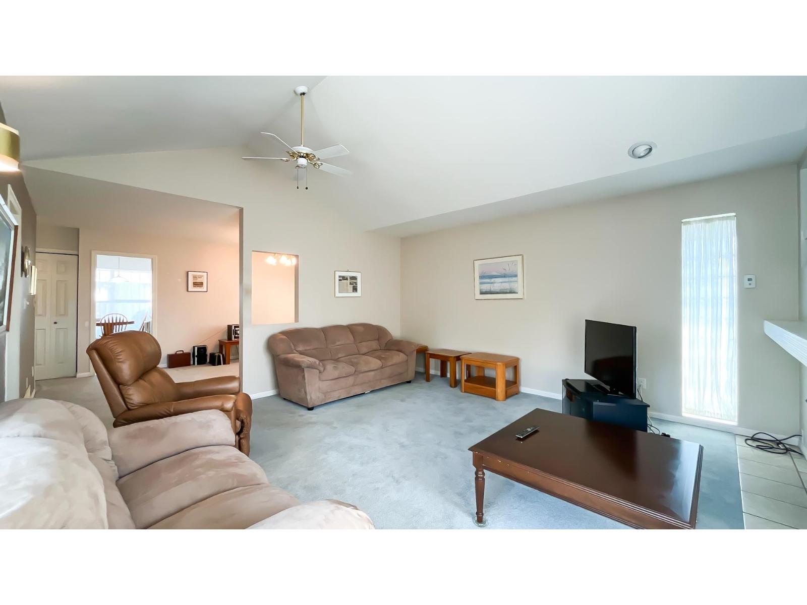 105 10172 141 Street, Surrey, British Columbia  V3T 4P6 - Photo 7 - R3050930