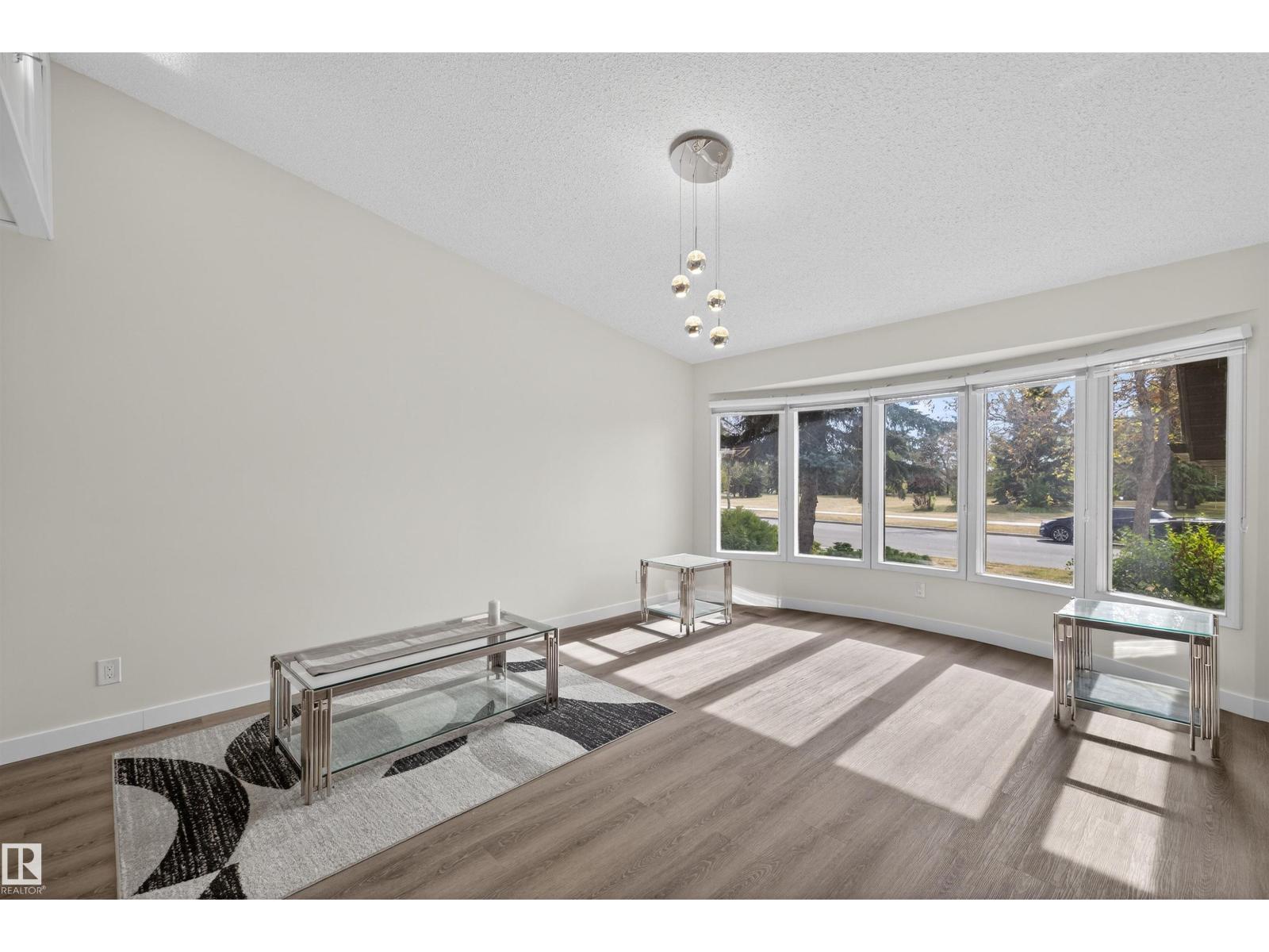 11020 158 Av Nw, Edmonton, Alberta  T5X 4V4 - Photo 13 - E4459205
