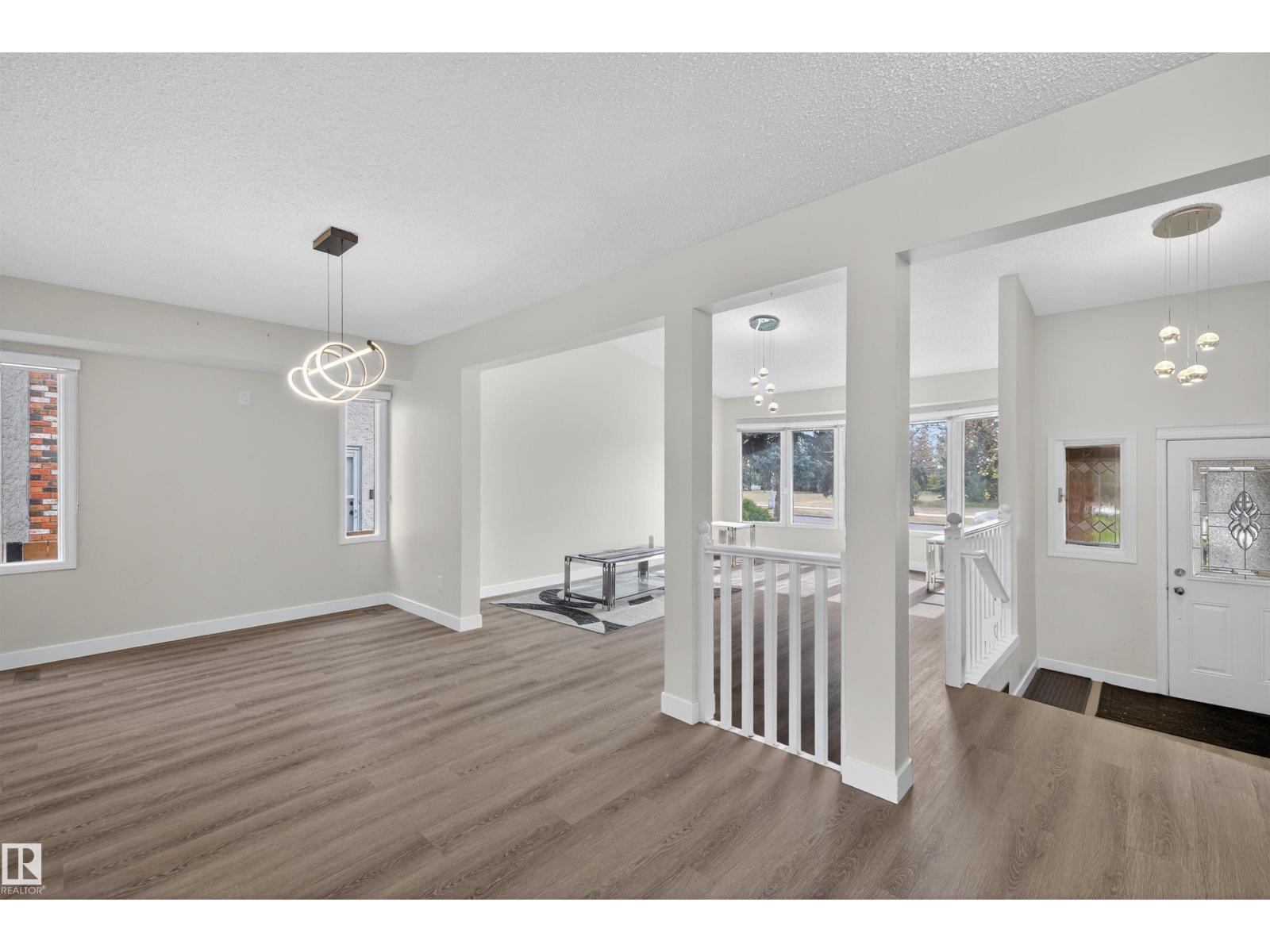 11020 158 Av Nw, Edmonton, Alberta  T5X 4V4 - Photo 21 - E4459205